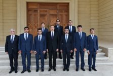 President Aliyev meets with members of Azerbaijan`s national polo team