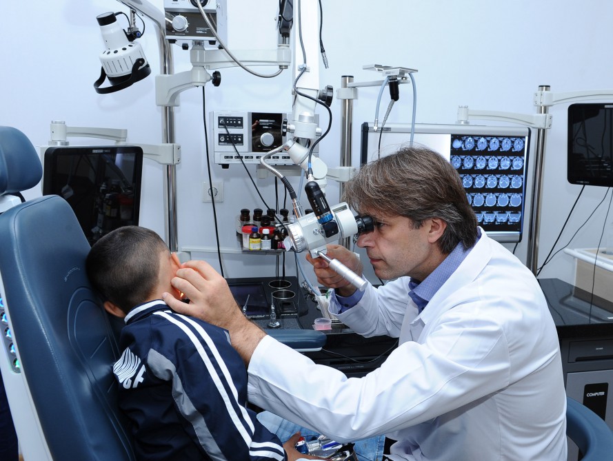 Cochlear implant surgeries conducted in Azerbaijan with support of Heydar Aliyev Foundation (PHOTO)