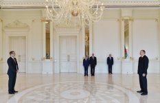 Azerbaijani president accepts credentials of newly-appointed Swiss ambassador