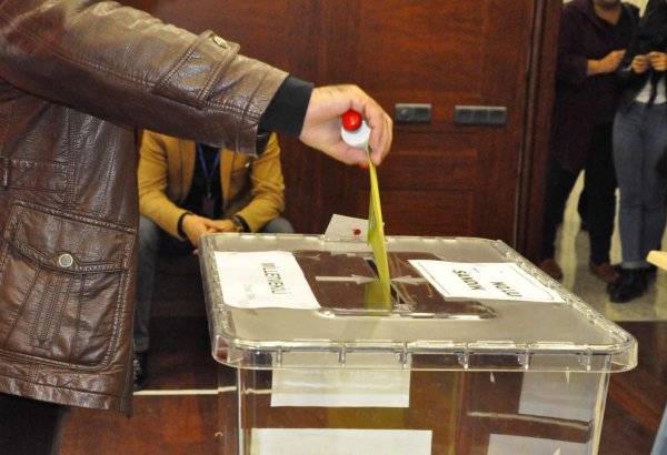 Turkey sets constitution referendum date for April 16
