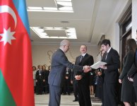 Azerbaijani president, his spouse vote at parliamentary election