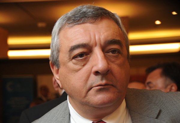 Azerbaijani diplomat presents credentials to UN secretary general