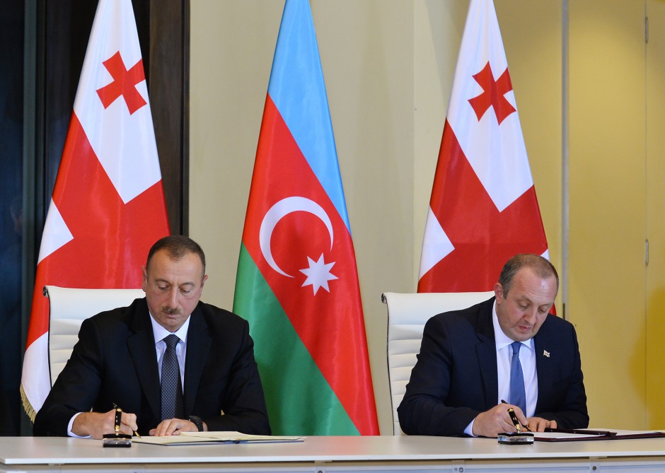 Azerbaijani, Georgian presidents sign joint declaration