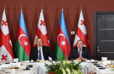 Azerbaijani, Georgian presidents visit "Tea house" training center in Marneuli