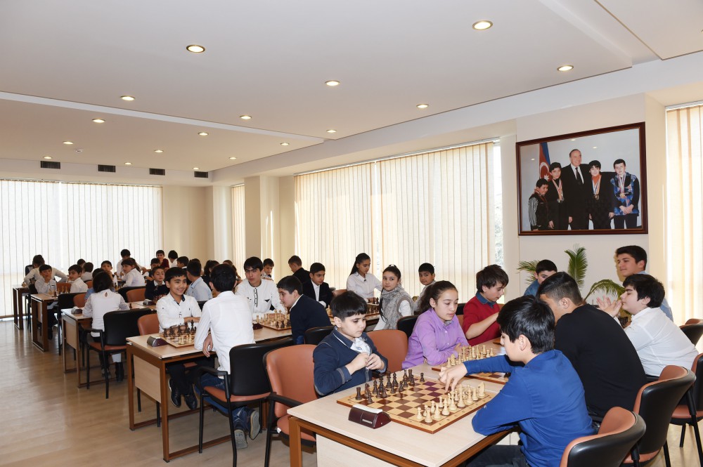 Azerbaijani, Georgian presidents visit "Tea house" training center in Marneuli