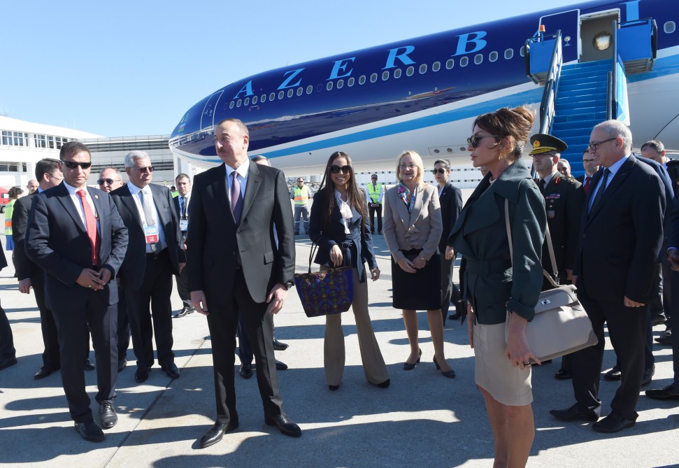 President Ilham Aliyev, his spouse arrive in Turkey on working visit (PHOTO)