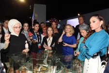 Azerbaijan’s First Lady visits exhibition at “G-20”-“Yurt” cultural area