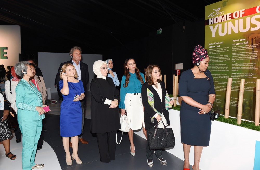 Azerbaijan’s First Lady visits exhibition at “G-20”-“Yurt” cultural area