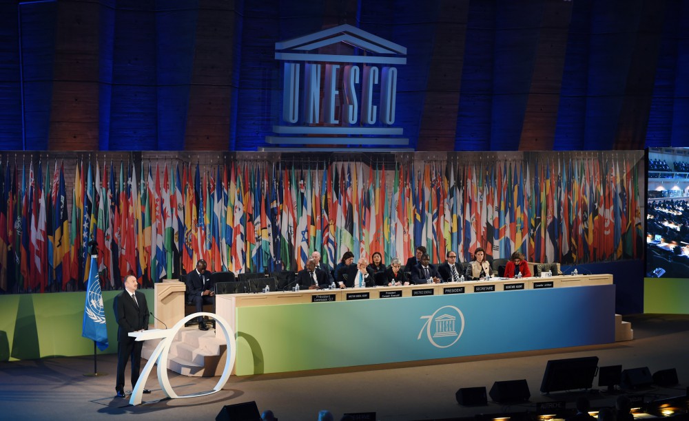 President Aliyev attends UNESCO Forum (PHOTO)