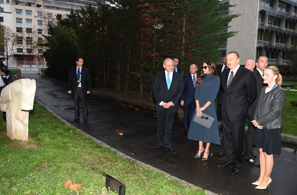 President Aliyev attends UNESCO Forum (PHOTO)