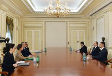 Azerbaijani president receives French delegation