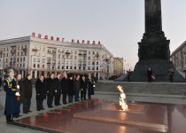 President Aliyev pays tribute to Great Patriotic War Victory in Minsk
