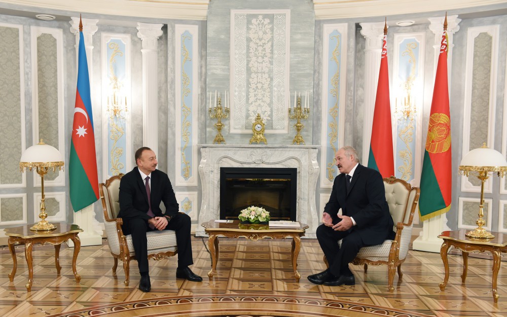 Presidents of Azerbaijan, Belarus have one-on-one meeting