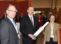 Azerbaijani president visited Bakutel 2015 exhibition (PHOTO)