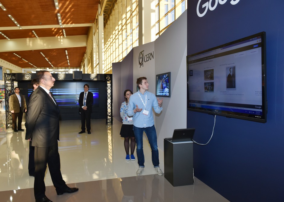 Azerbaijani president visited Bakutel 2015 exhibition (PHOTO)