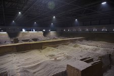 President Ilham Aliyev views Terracotta Army Museum in China