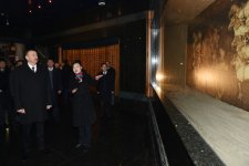 President Ilham Aliyev views Terracotta Army Museum in China
