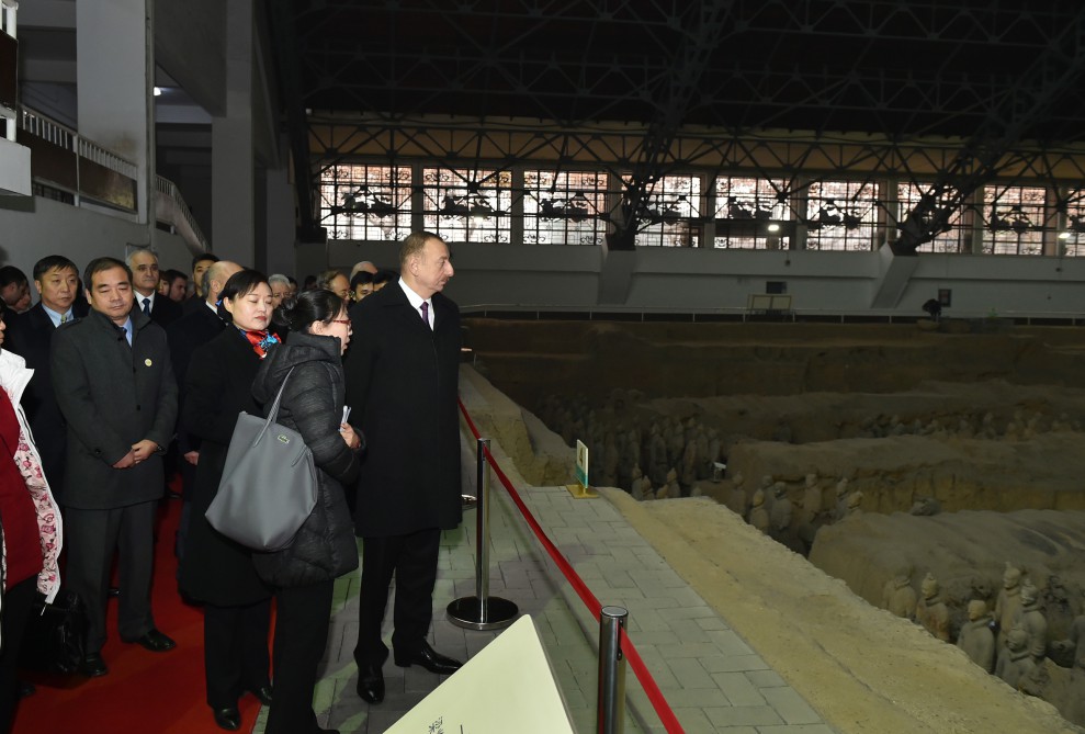 President Ilham Aliyev views Terracotta Army Museum in China