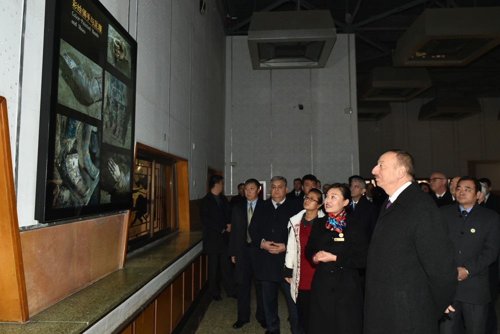 President Ilham Aliyev views Terracotta Army Museum in China