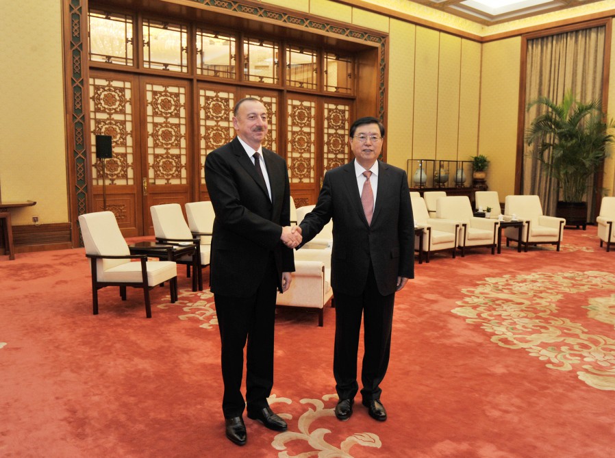 Azerbaijani president meets chairman of Standing Committee of Chinese National People’s Congress (PHOTO)