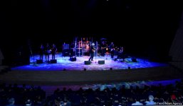 Stunning show by Steven Seagal in Baku (PHOTO)