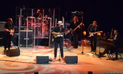 Stunning show by Steven Seagal in Baku (PHOTO)