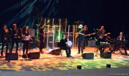 Stunning show by Steven Seagal in Baku (PHOTO)