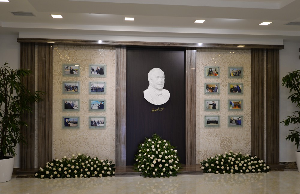 Azerbaijani president attends opening of several electrical substations in Khazar district