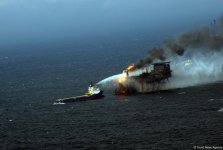 Firefighting underway at faulty platform in Caspian (PHOTO)