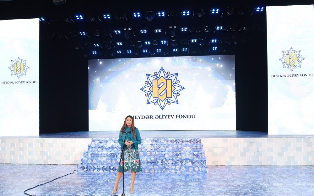 Heydar Aliyev Foundation arranges New Year party for children