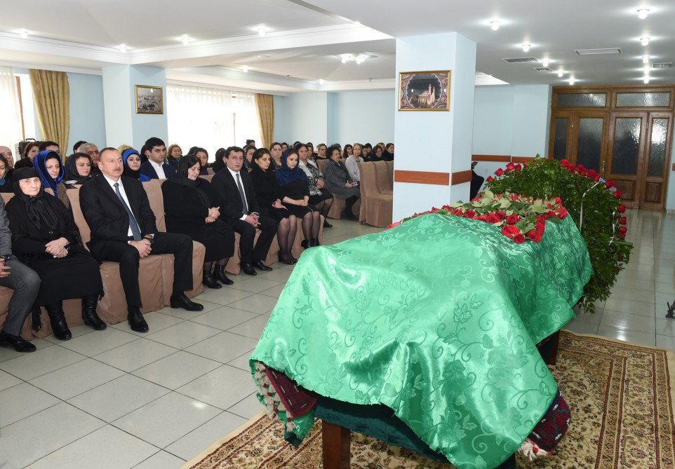 Ilham Aliyev attends farewell ceremony for People's Poet Zalimkhan Yagub