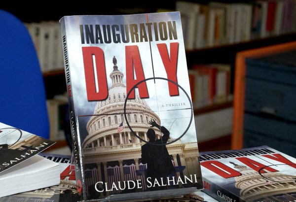 Trend News Agency's senior editor presents book in Baku (PHOTO)
