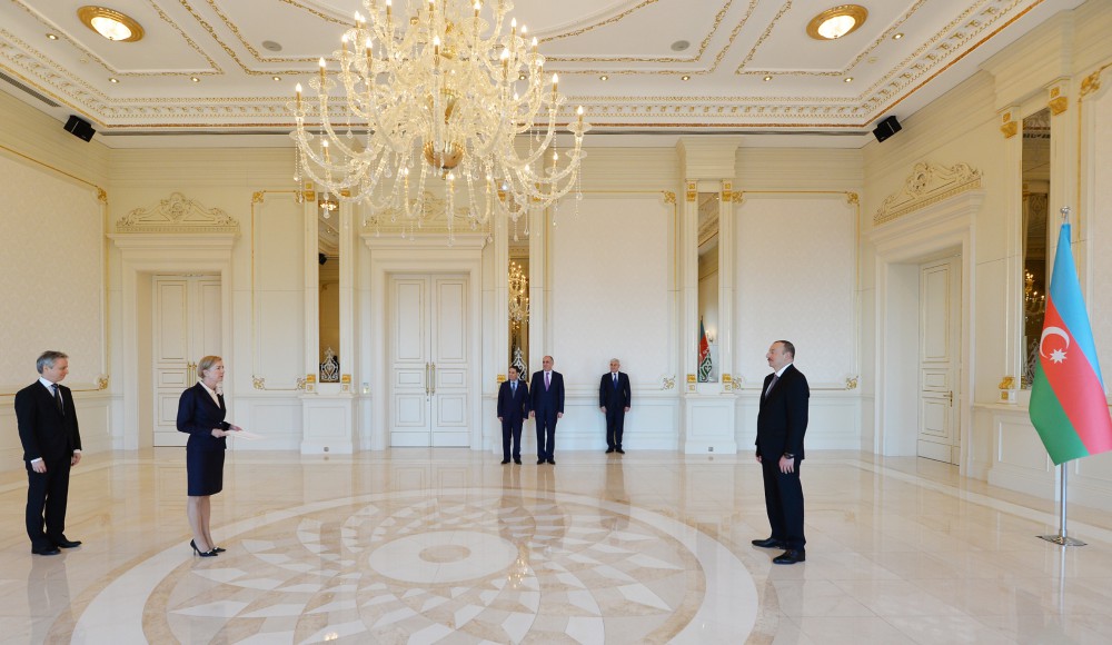 Azerbaijani president receives credentials of incoming Swedish ambassador