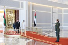 Azerbaijani president pays official visit to UAE