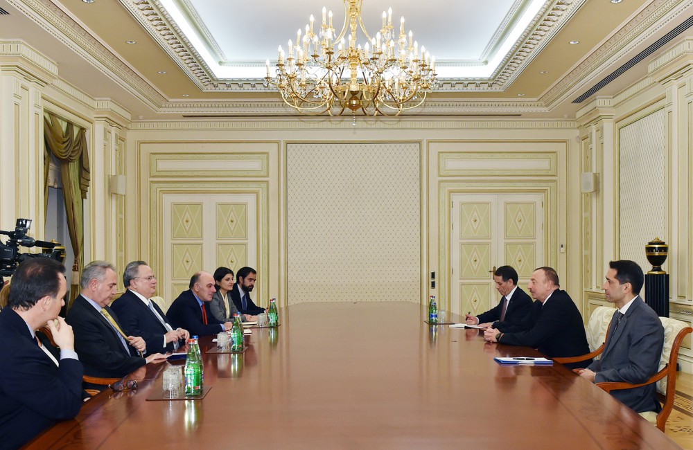 President Ilham Aliyev received delegation led by Greek Foreign Minister