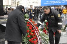 Azerbaijani public commemorates Khojaly genocide victims (PHOTO)