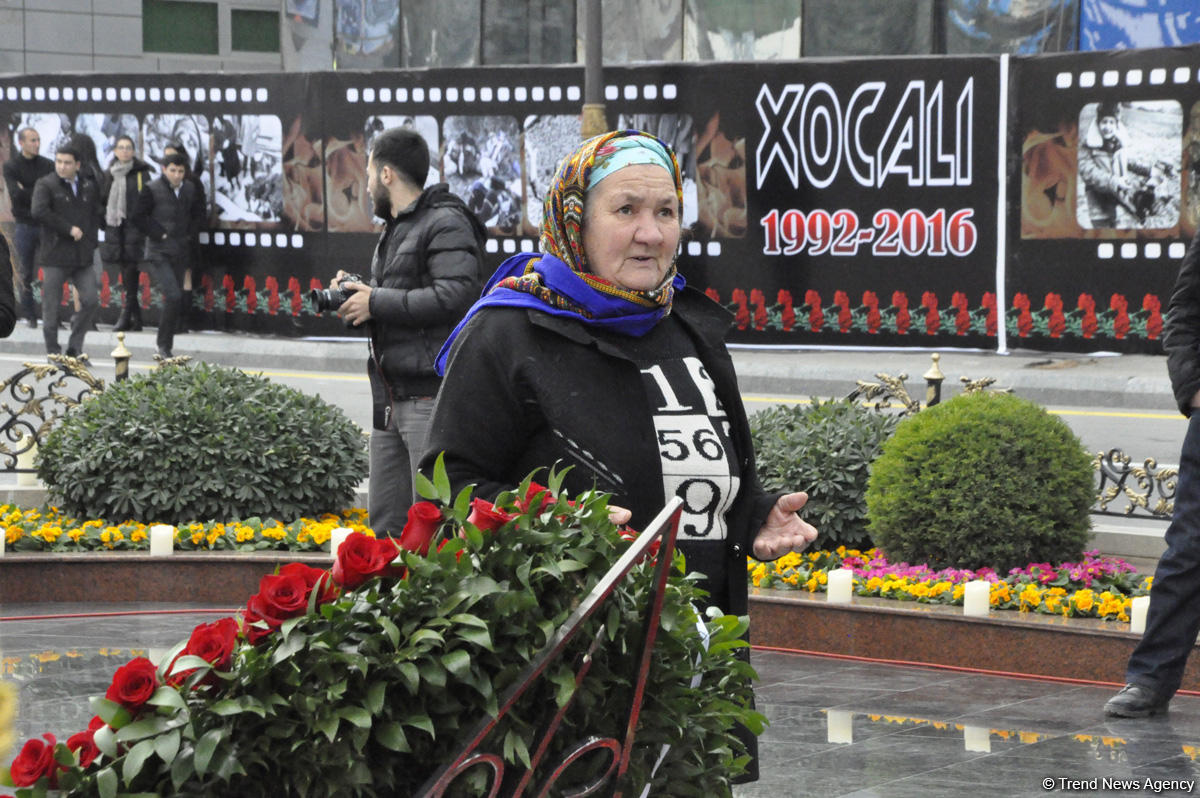 Azerbaijani public commemorates Khojaly genocide victims (PHOTO)