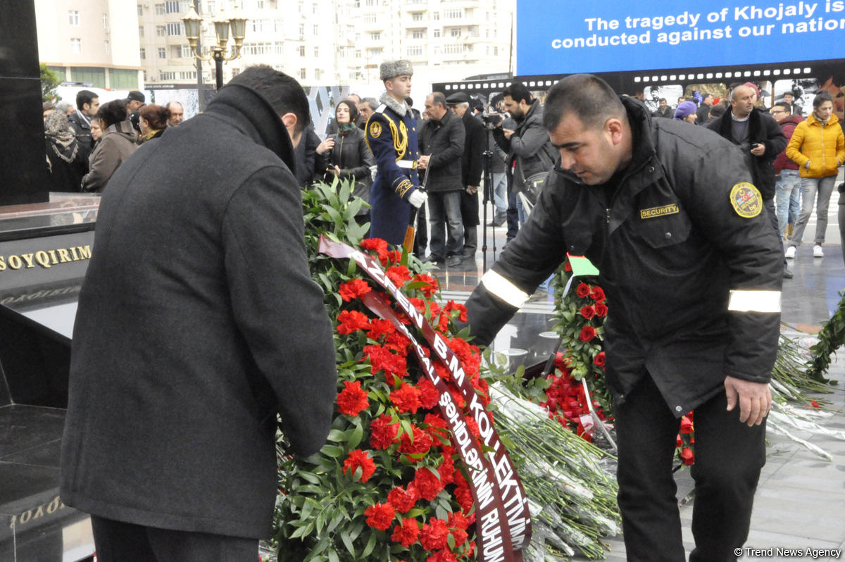 Azerbaijani public commemorates Khojaly genocide victims (PHOTO)