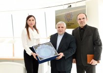 Azerbaijan’s first lady meets Iranian ambassador (PHOTO)