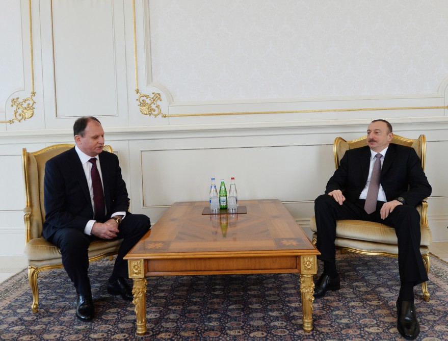President Aliyev receives credentials of incoming Moldovan ambassador