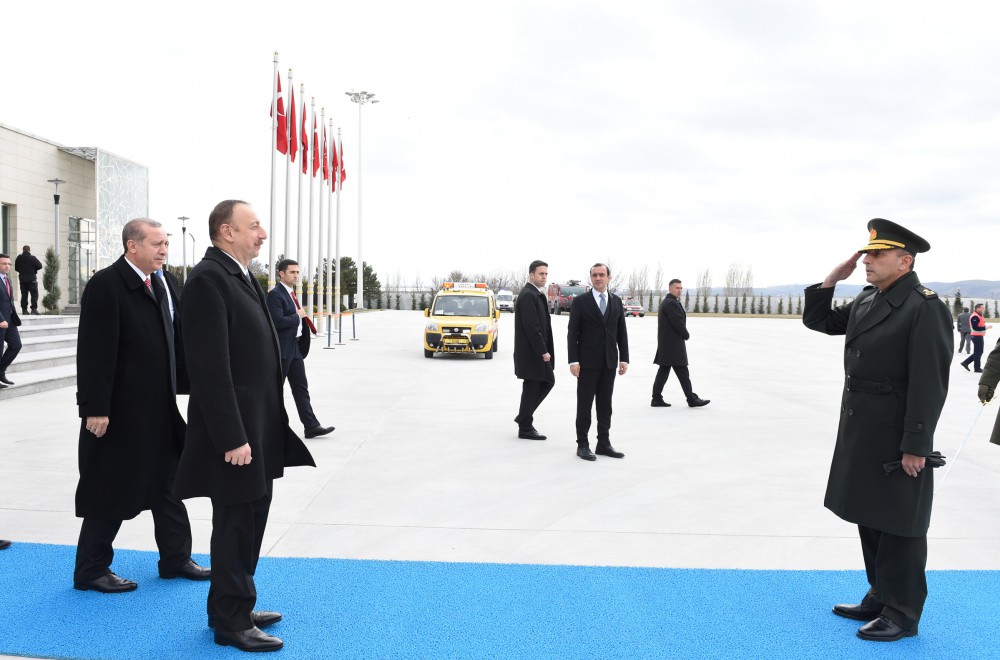 Azerbaijani president completes visit to Turkey