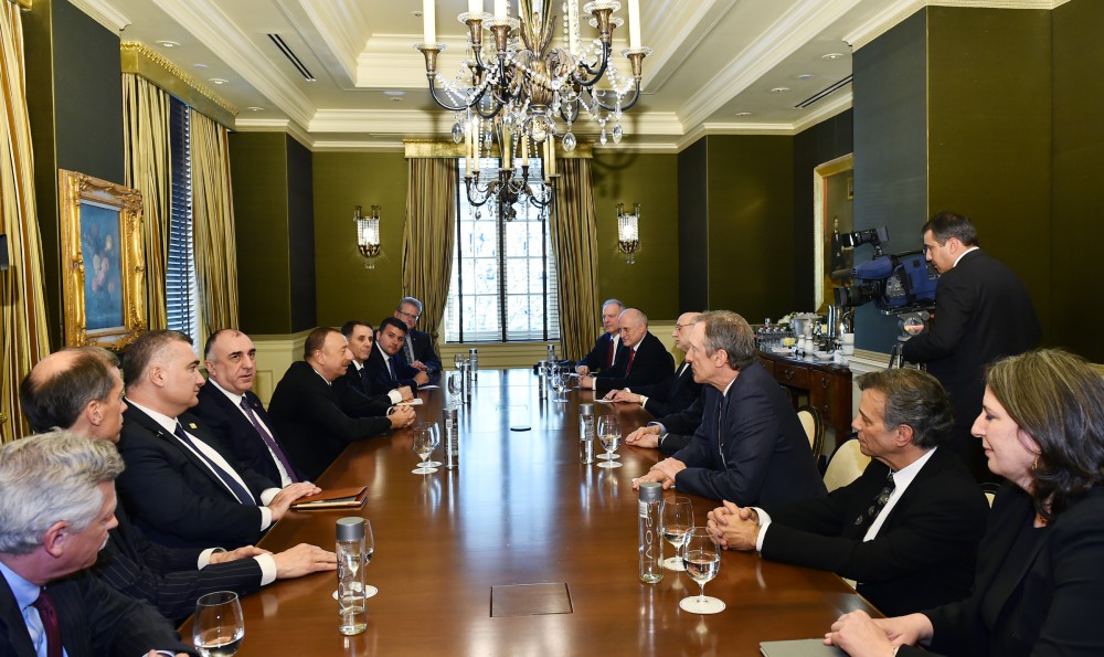 President Ilham Aliyev meets with heads of American Jewish organizations (PHOTO)