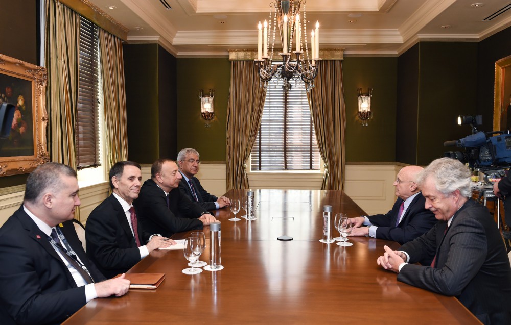 President Ilham Aliyev meets with US public figures