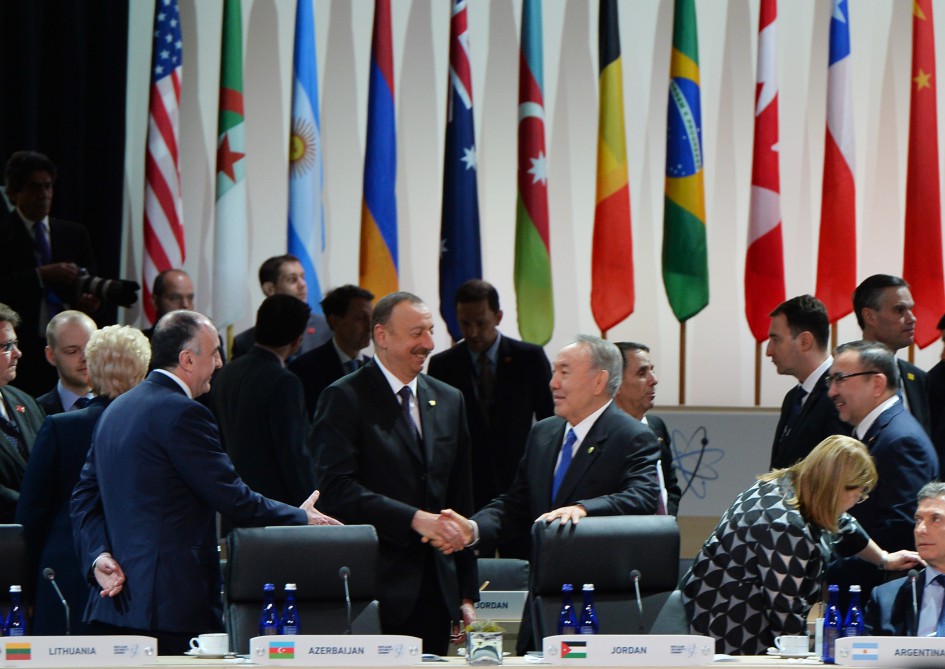Azerbaijani president participates in 4th Nuclear Security Summit Opening Plenary (PHOTO)