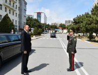 Azerbaijan’s president visits injured servicemen at Defense Ministry’s Central Clinical Hospital