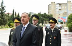 Azerbaijan’s president visits injured servicemen at Defense Ministry’s Central Clinical Hospital