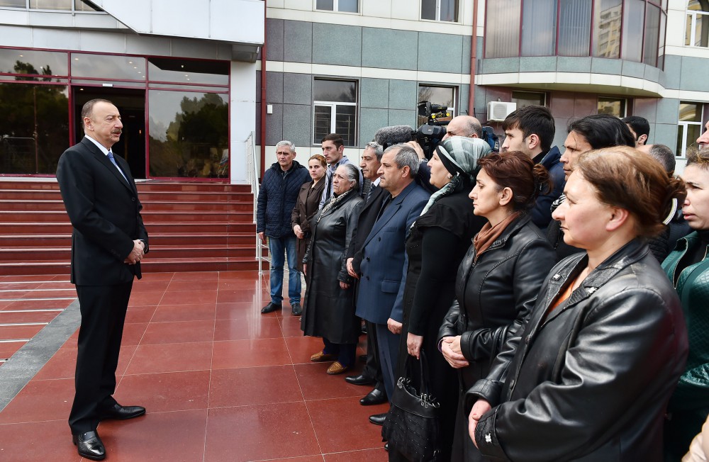 Azerbaijan’s president visits injured servicemen at Defense Ministry’s Central Clinical Hospital