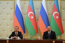 President Aliyev: Medvedev’s visit - proof of friendly attitude to Azerbaijan