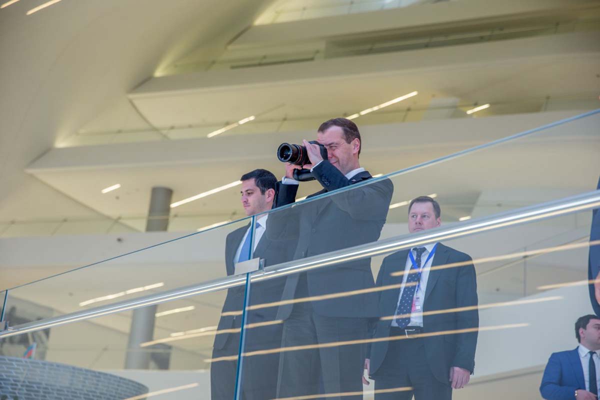 Prime Minister of Russia visits Heydar Aliyev Center (PHOTO)