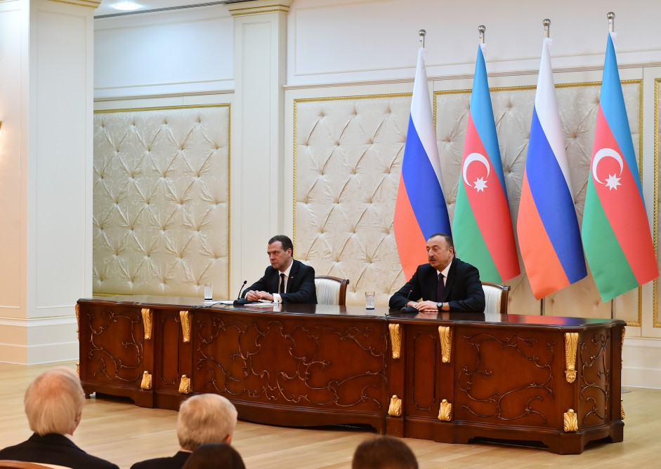 President Aliyev: Medvedev’s visit - proof of friendly attitude to Azerbaijan